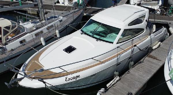 Jeanneau Prestige 34 For Sale From Seakers Yacht Brokers